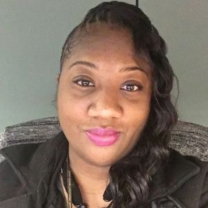 Meet your Posher, Janet